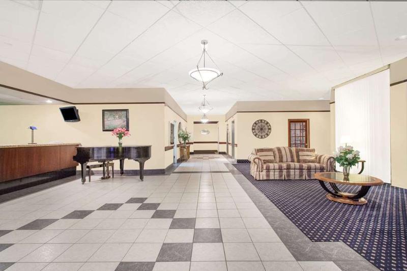 Best Western Plus Clarks Summit Scranton Hotel Экстерьер фото